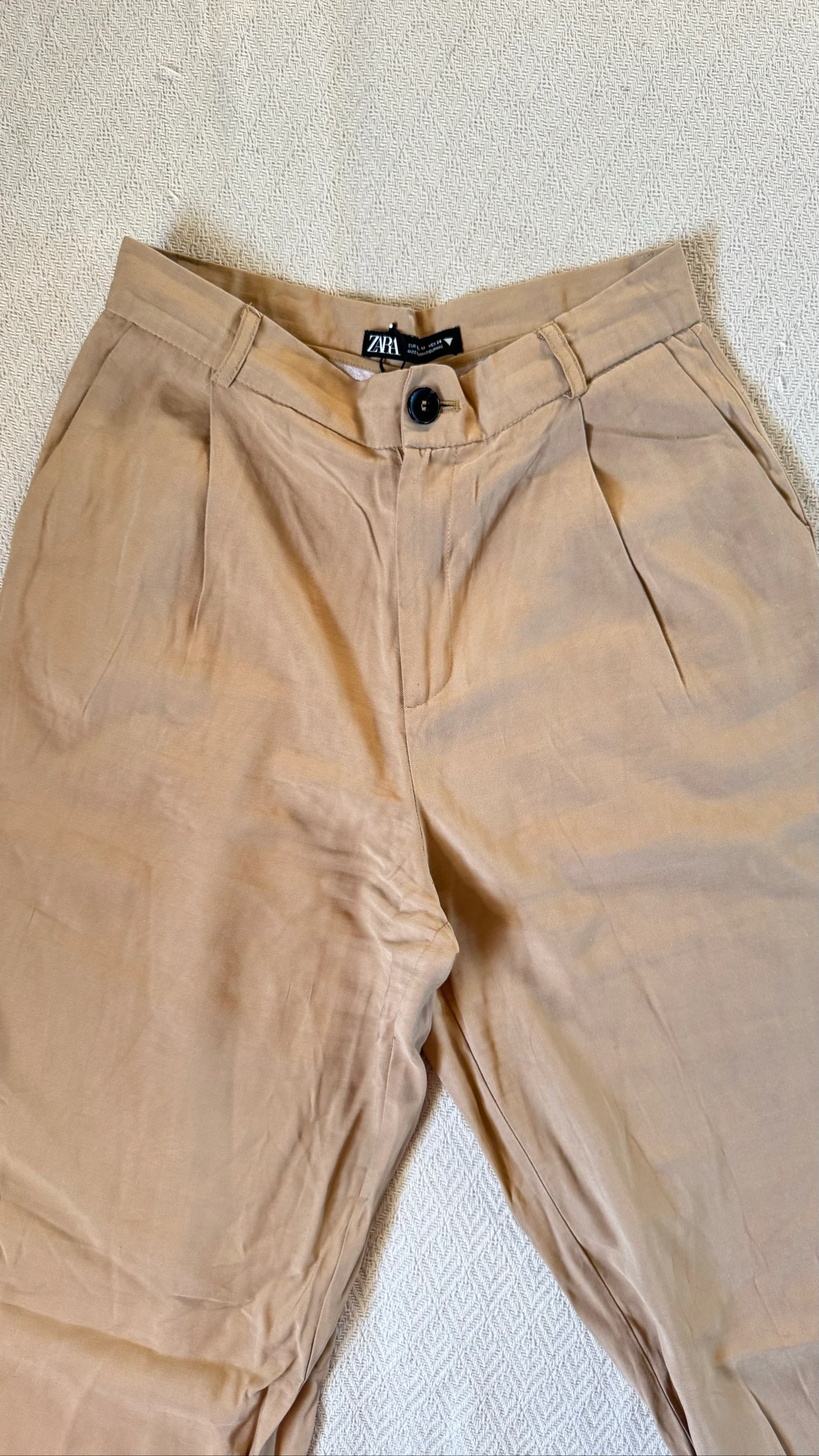 Pantalon fluide Zara beige taille haute 